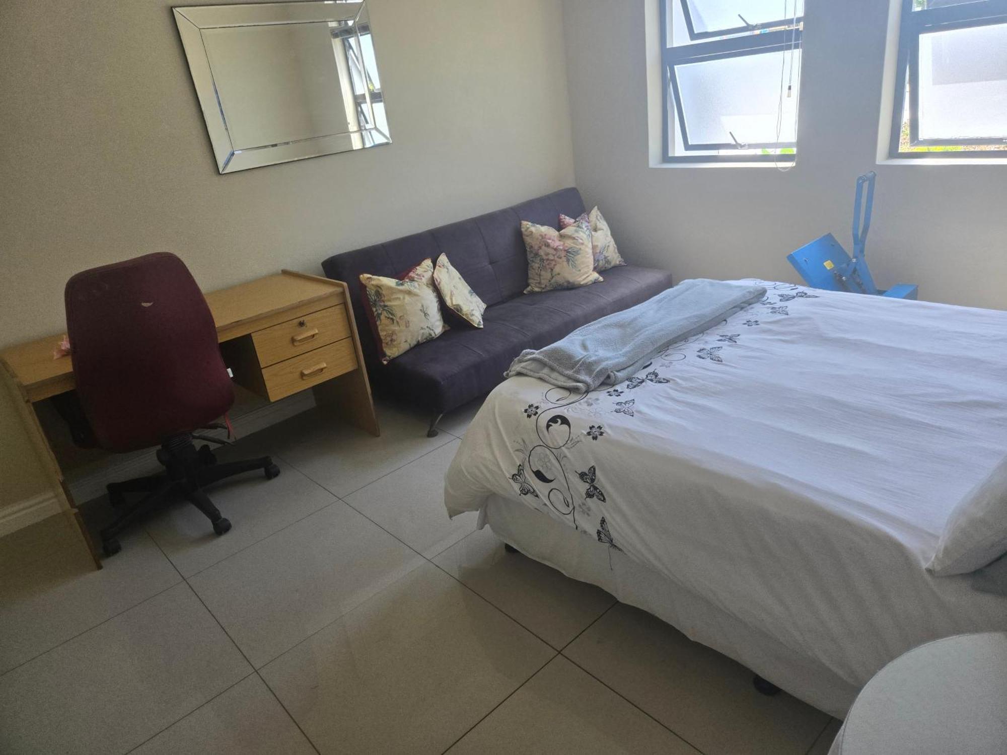 Hermanus Beach Club Room photo