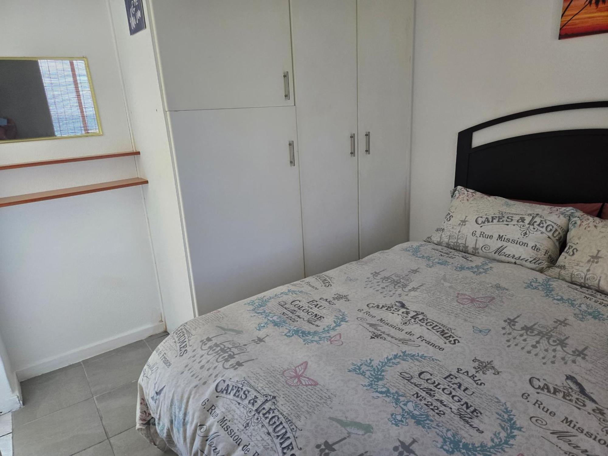 Hermanus Beach Club Room photo